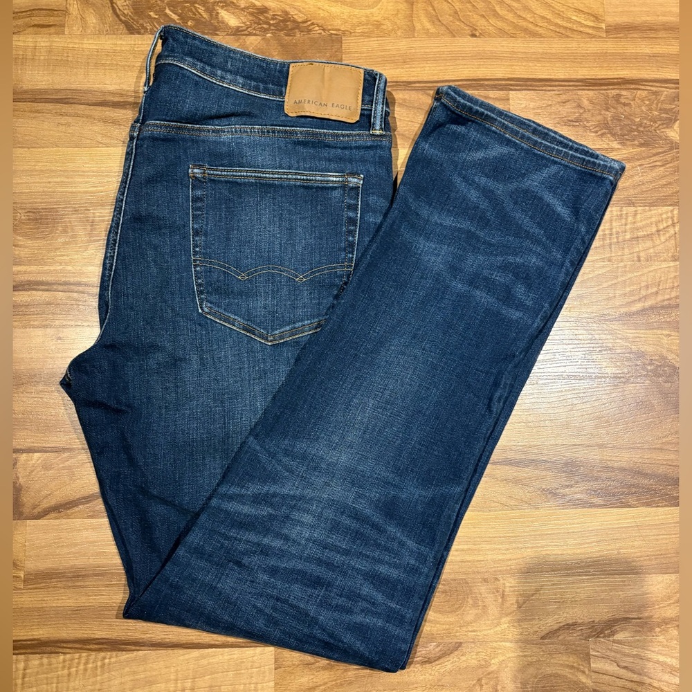 NWT American Eagle Relaxed Straight Jean Size 36x36